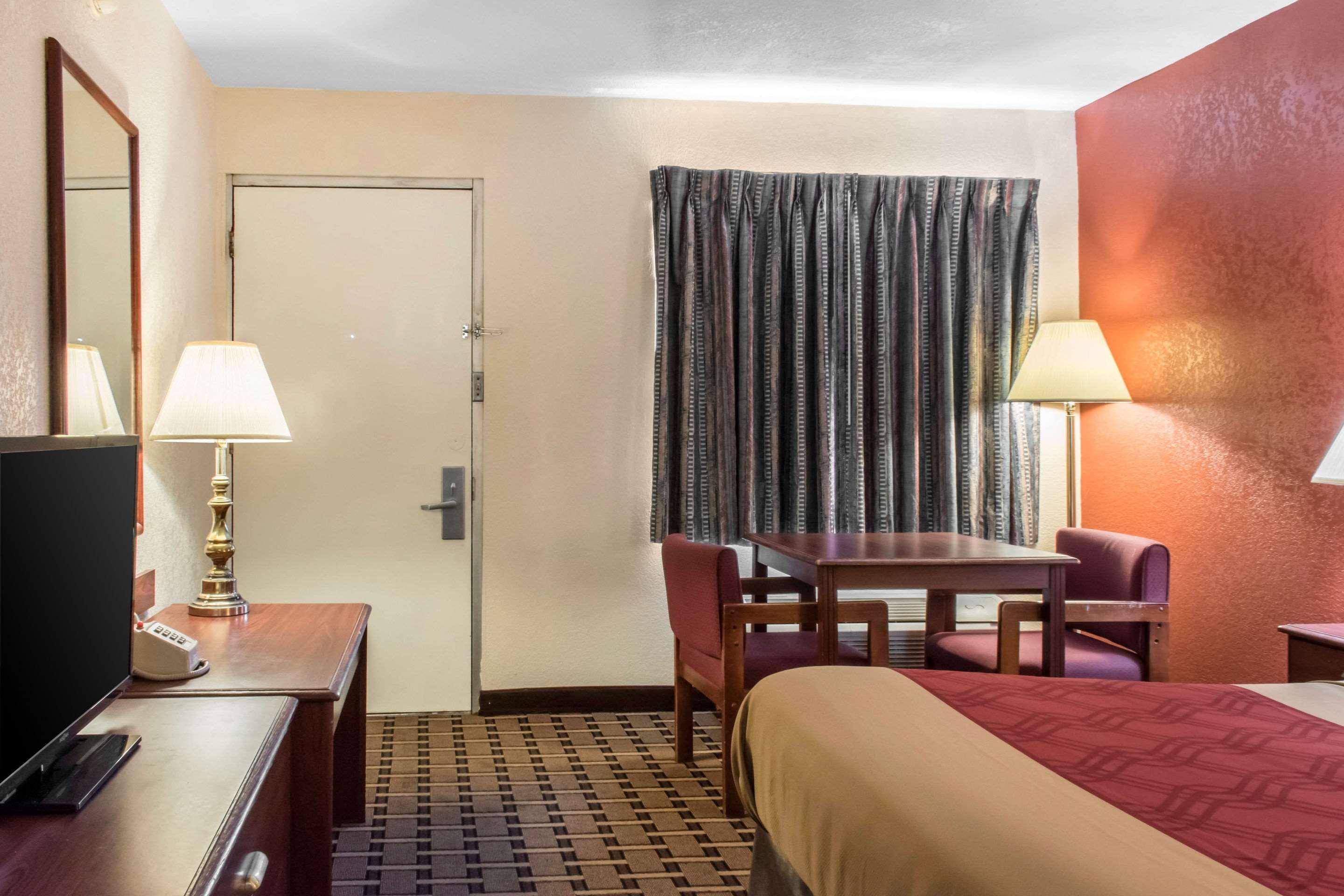 Econo Lodge Carlisle