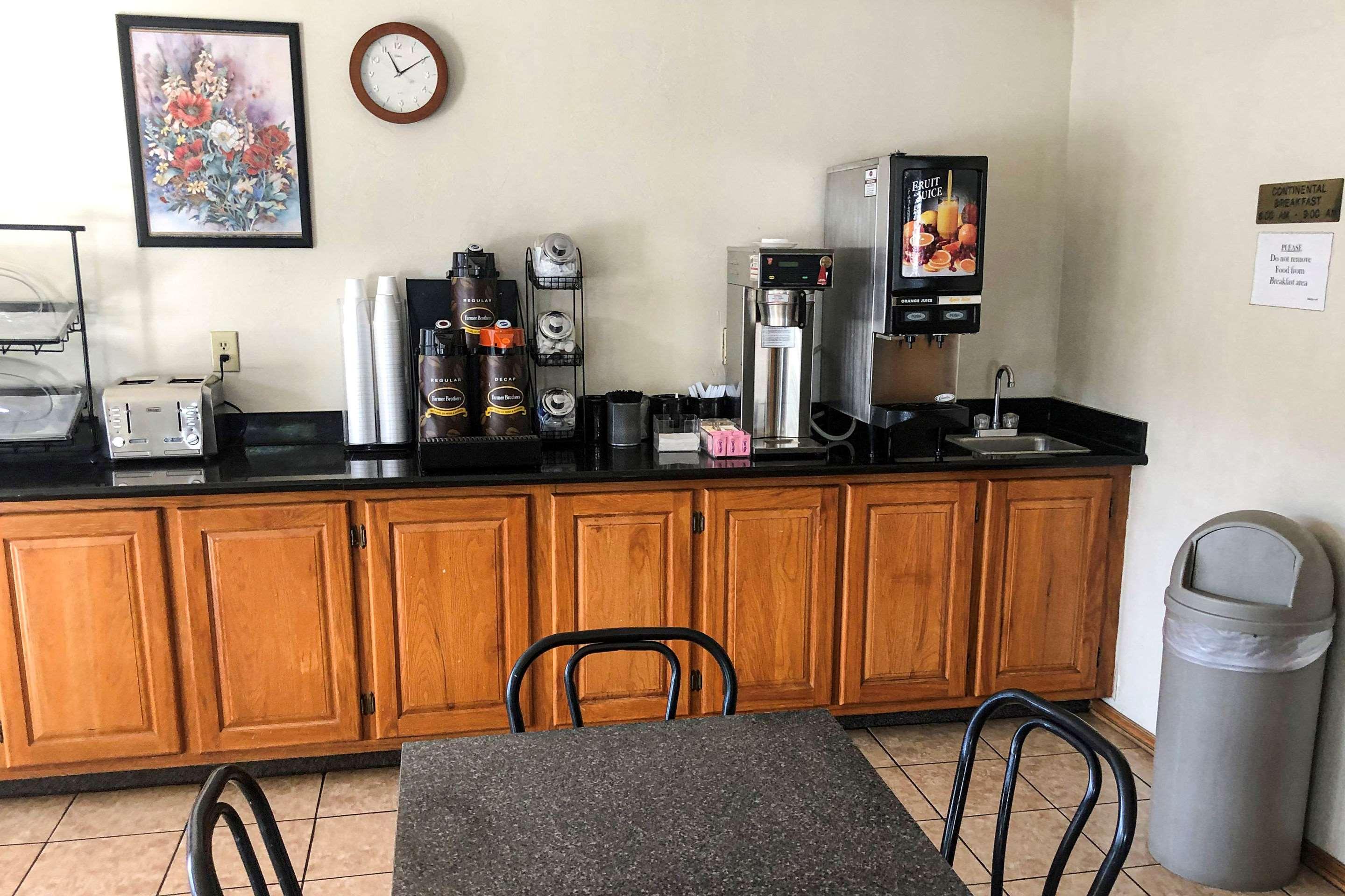 Econo Lodge