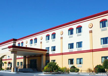 Econo Lodge *